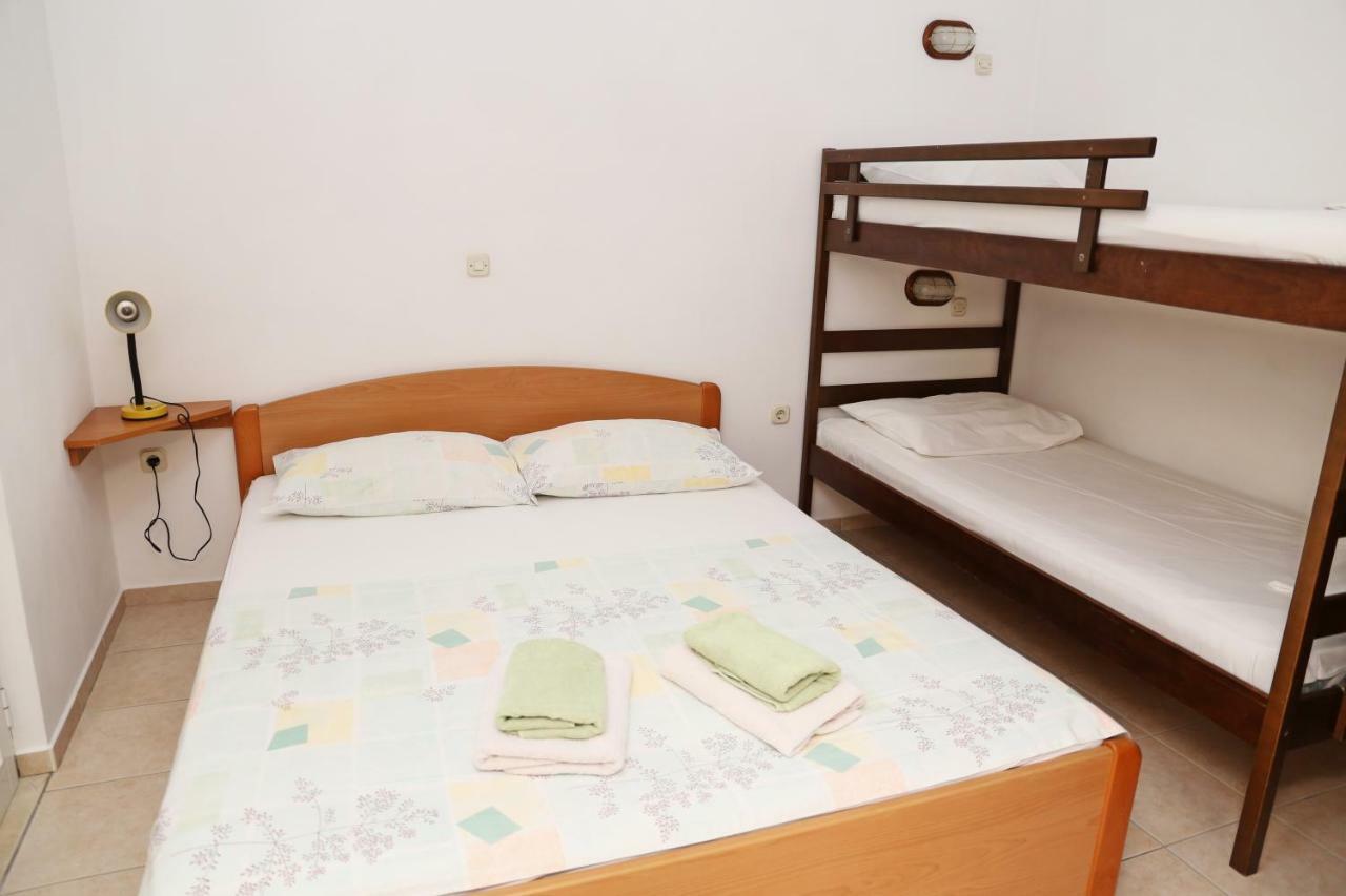 Apartments Katica Lumbarda Ngoại thất bức ảnh