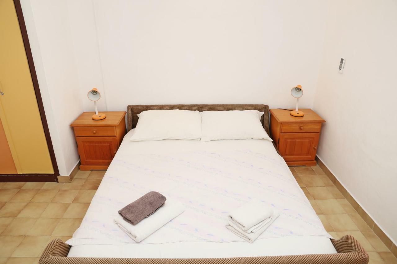 Apartments Katica Lumbarda Ngoại thất bức ảnh